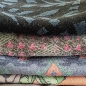 LOT of 4 Lularoe classic tees size large